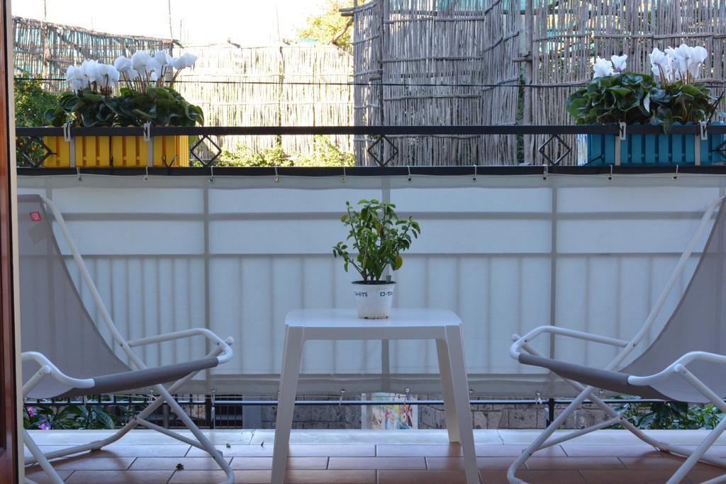 Flower Suites ซอร์เรนโต ภายนอก รูปภาพ